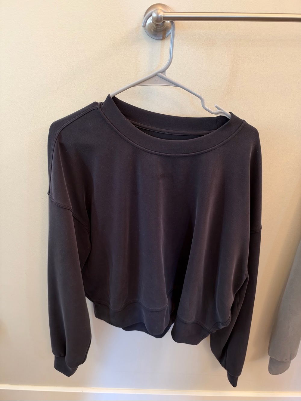 lululemon athletica PERFECTLY OVERSIZED CROPPED CREW *SOFTSTREME™